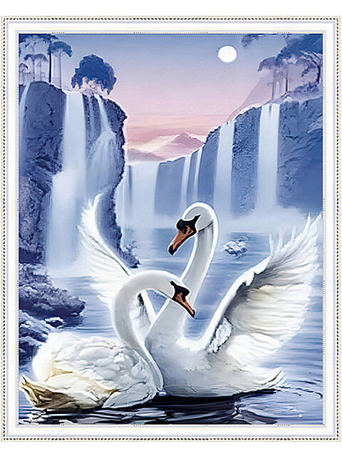 Лебеди у водопада