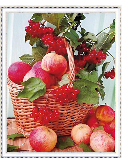 Корзина с яблоками