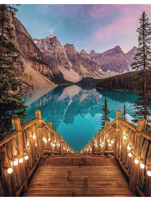 Лестница к горному озеру