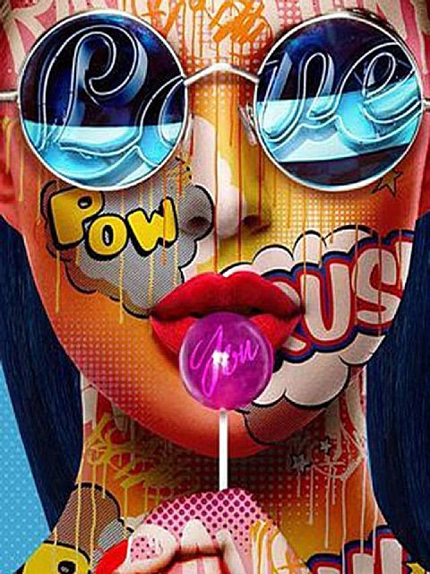 Девушка с леденцом